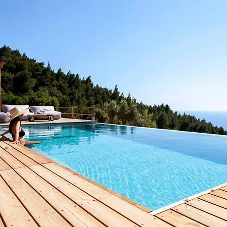 Mirtes With Breathtaking Sea View,close To Porto Katsiki And Egremni Vilă