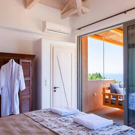 Vilă Mirtes With Breathtaking Sea View,close To Porto Katsiki And Egremni