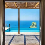 Βίλα Mirtes With Breathtaking Sea View,close To Porto Katsiki And Egremni