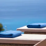 Βίλα Mirtes With Breathtaking Sea View,close To Porto Katsiki And Egremni *