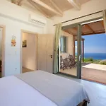 Mirtes With Breathtaking Sea View,close To Porto Katsiki And Egremni Βίλα