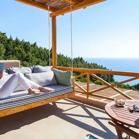 Mirtes With Breathtaking Sea View,close To Porto Katsiki And Egremni