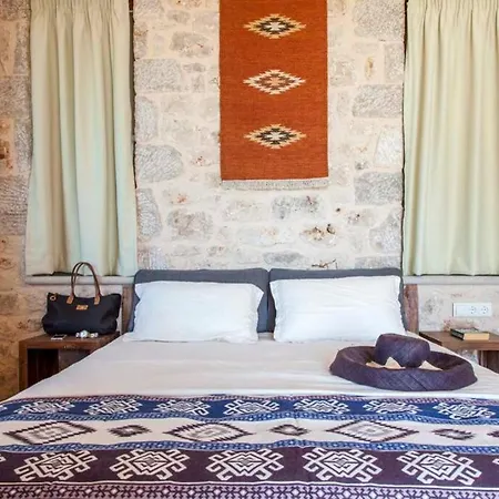 Villa Mirtes With Breathtaking Sea View,close To Porto Katsiki And Egremni