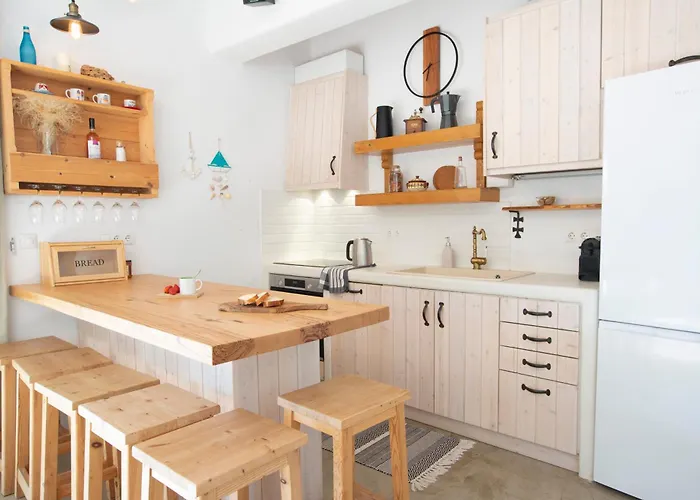 Mirtes With Breathtaking Sea View,close To Porto Katsiki And Egremni Villa