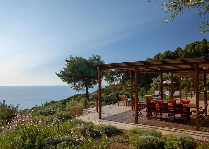 Mirtes With Breathtaking Sea View,close To Porto Katsiki And Egremni