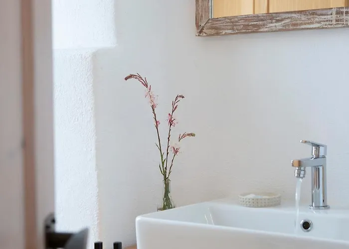 Villa Mirtes With Breathtaking Sea View,close To Porto Katsiki And Egremni *